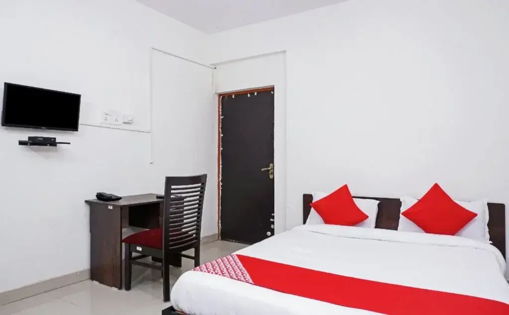 OYO Flagship 16665 Laxmi Chowk