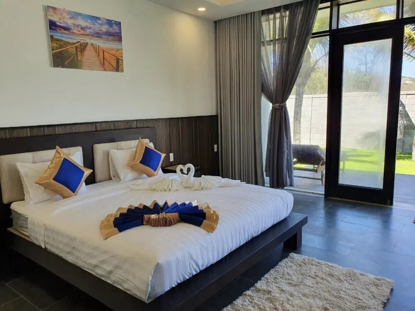 Starlight Villa Beach Resort & Spa