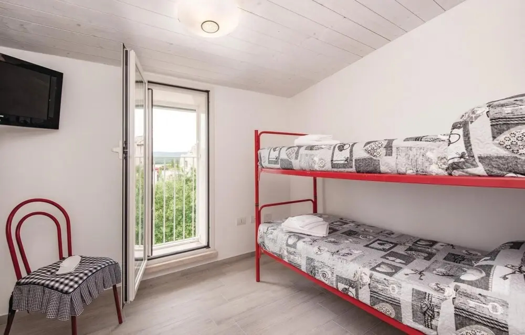 Amazing Home in Montecastrilli With 7 Bedrooms, Wifi and Outdoor Swimming Pool