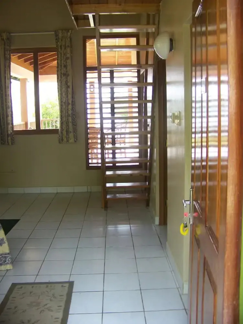 Rhodes Beach Resort Negril