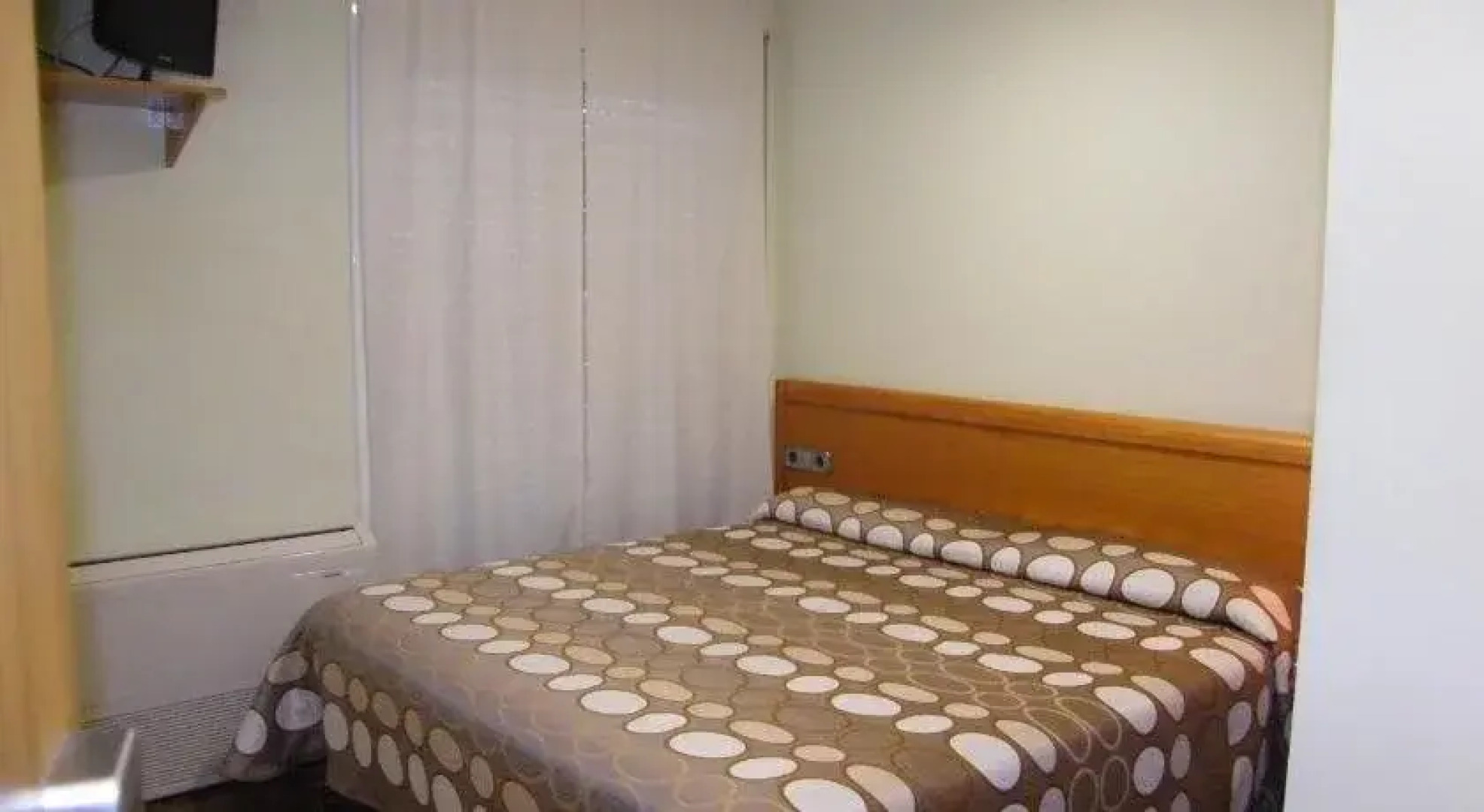 Amolls Restaurant i Habitacions