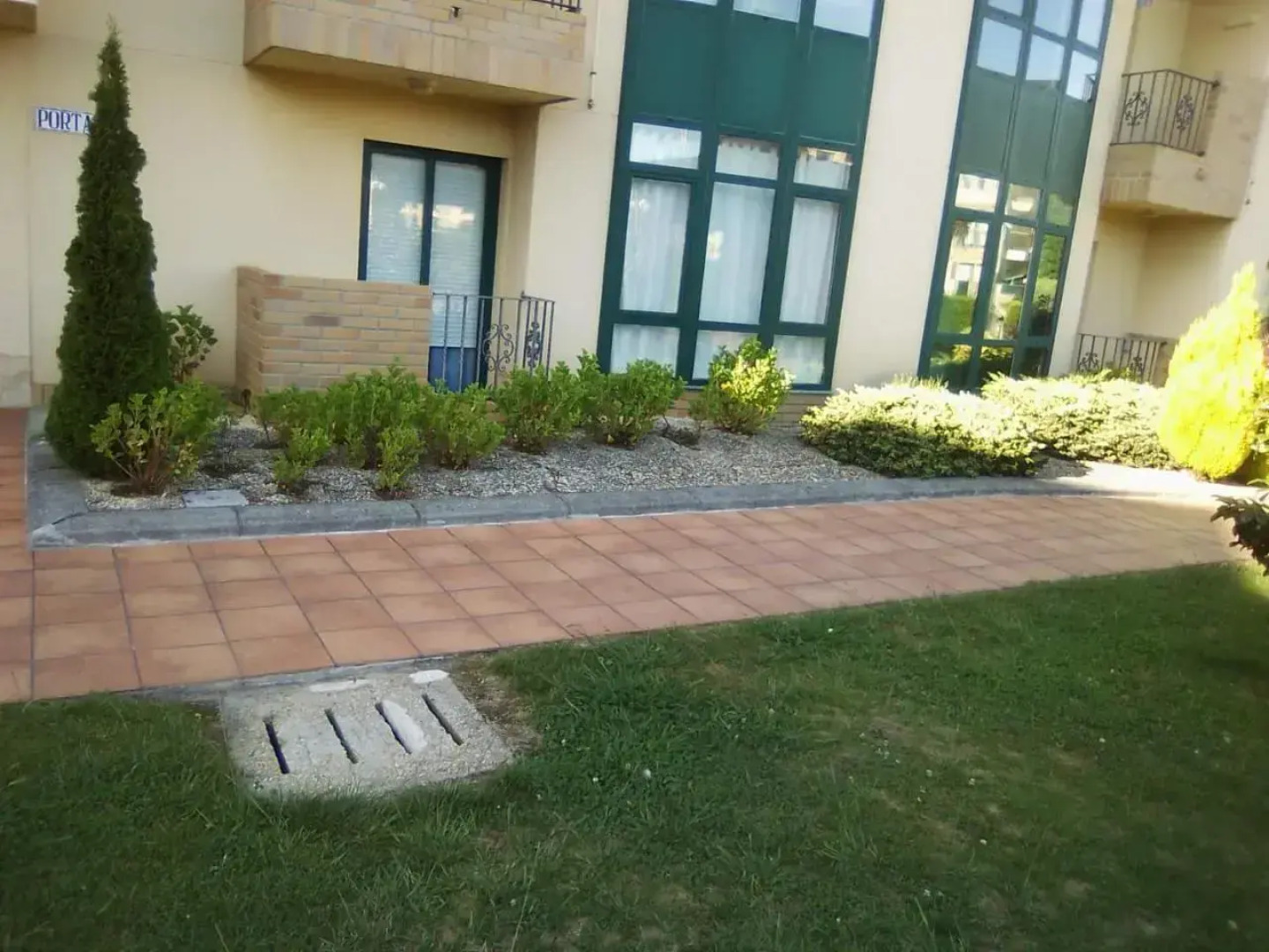 Urbanización a 100 metros de la playa