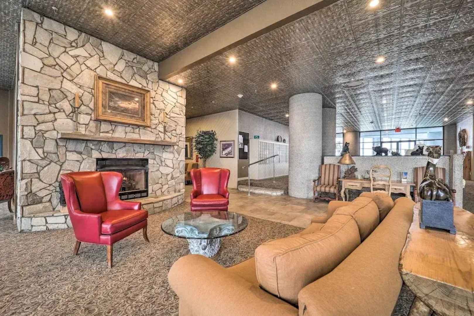 3 Mi to Skiing: Mtn-view Condo in Sugar Top Resort