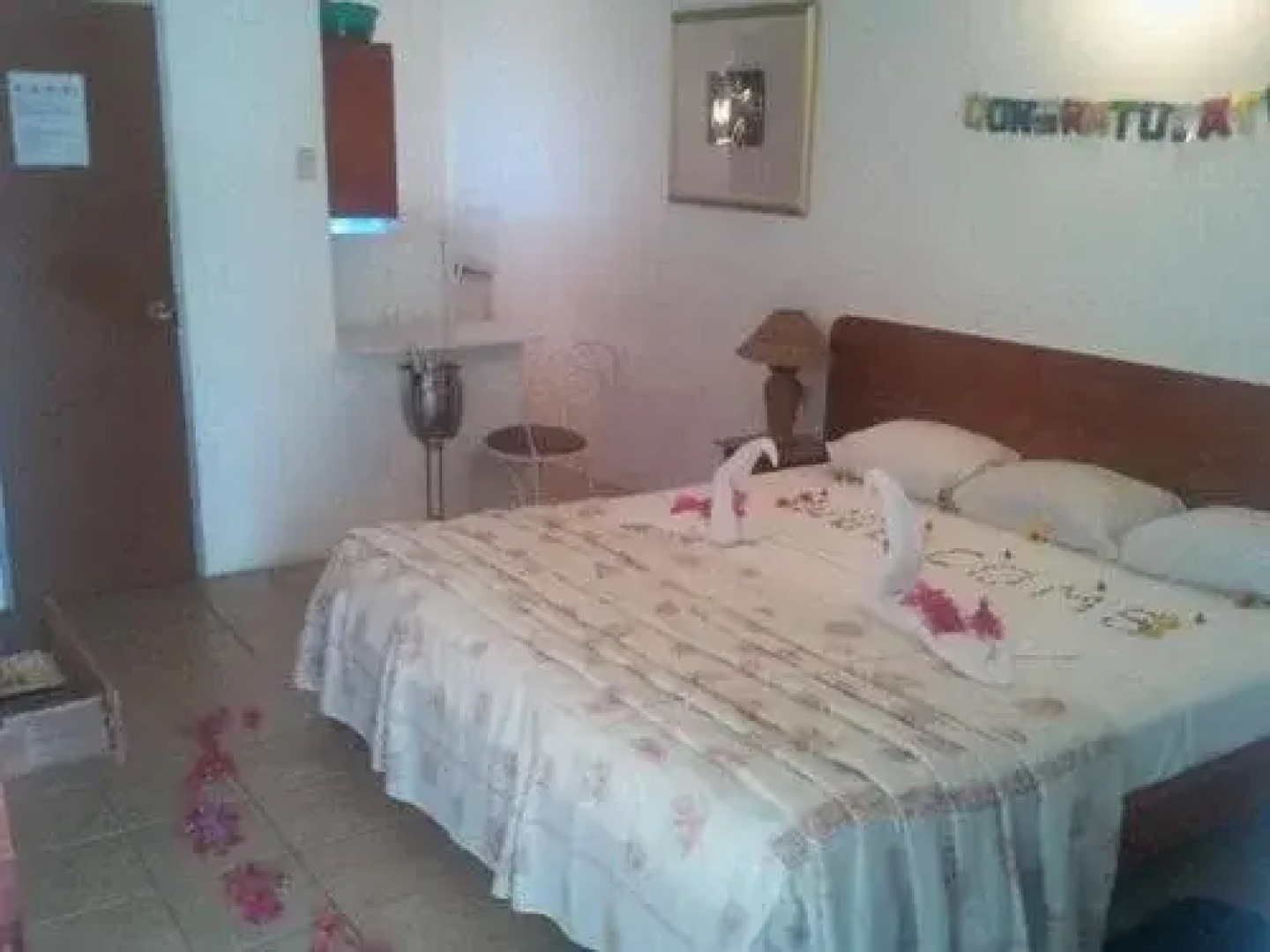 Golden Thistle Hotel