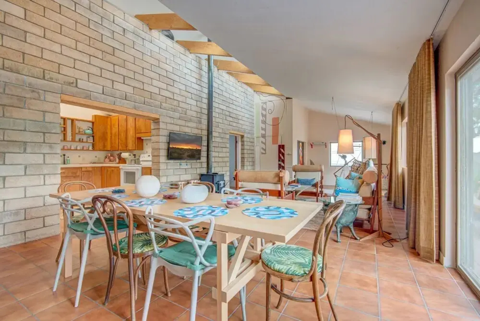 Joshua Tree Luxury Dream Modern 5 Bedroom!