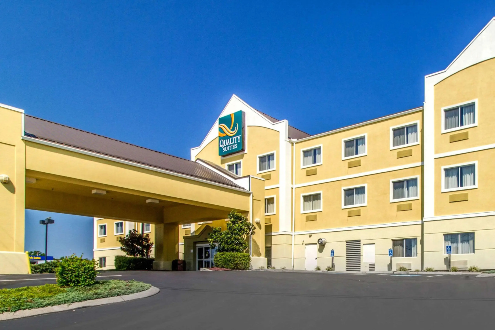 Quality Suites Corbin North