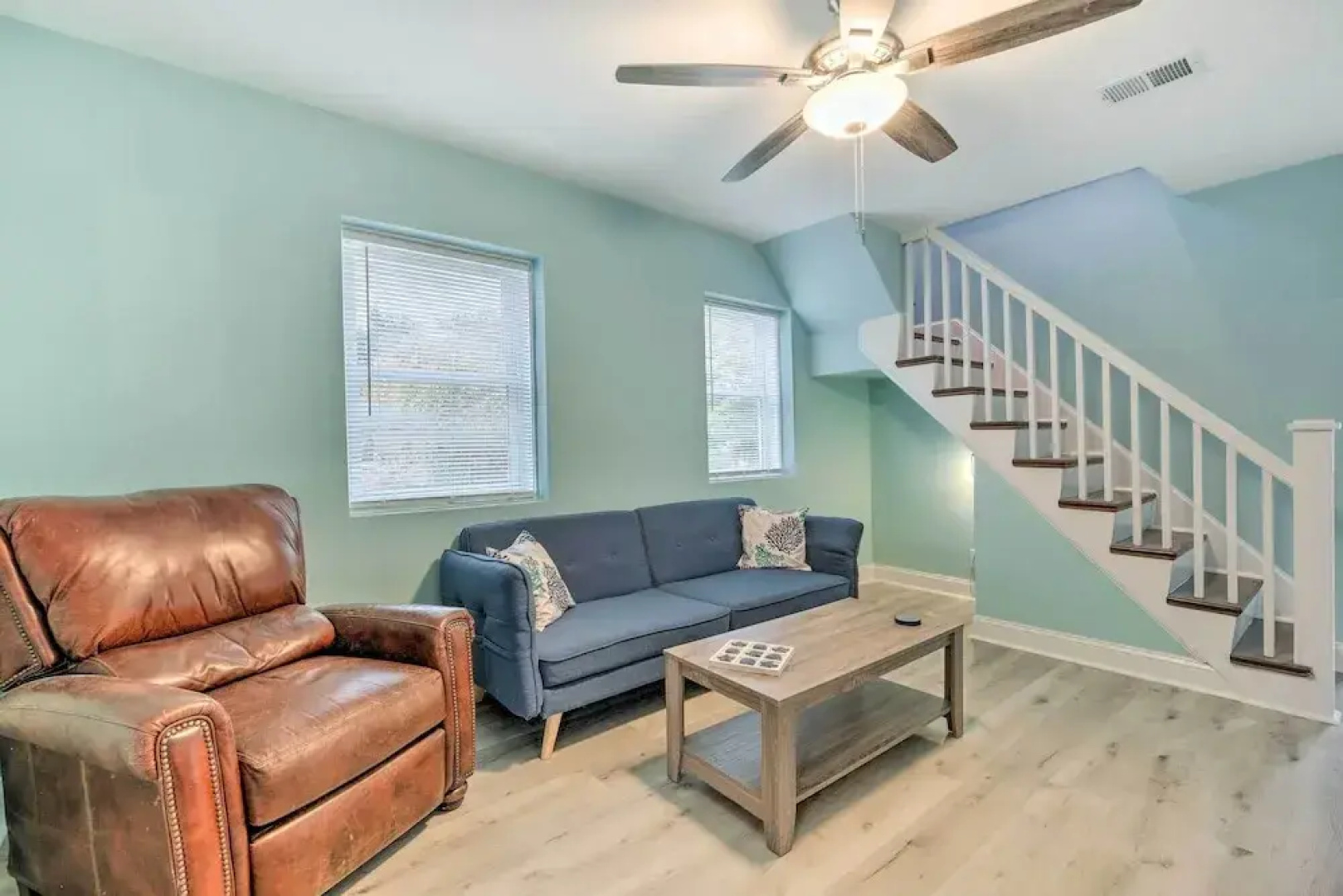 Updated North Beach Cottage: Pet Friendly!