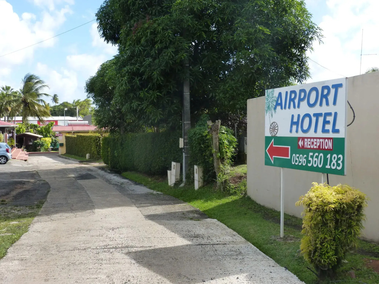 Airport Hotel