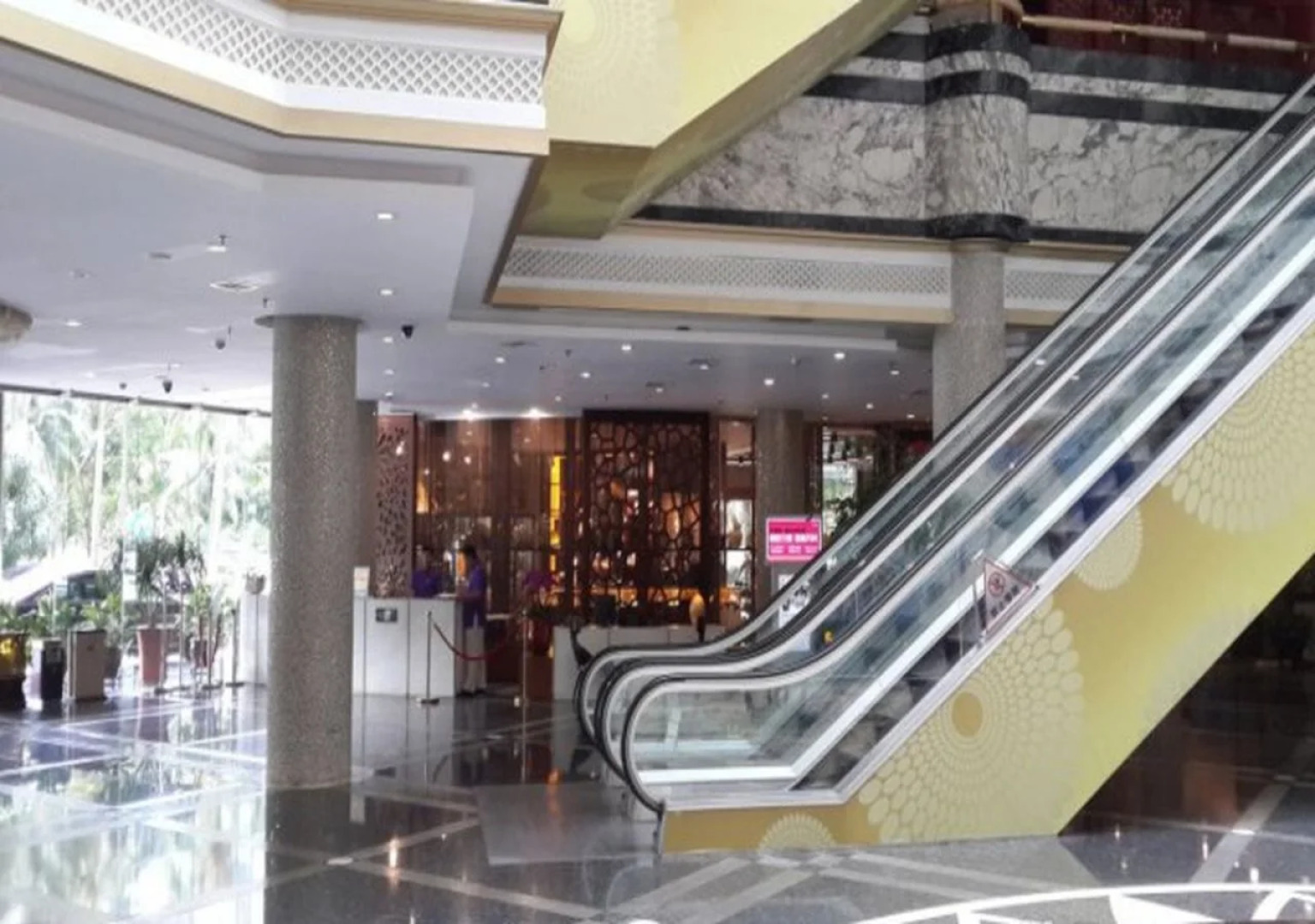 Baohua Harbour View Hotel