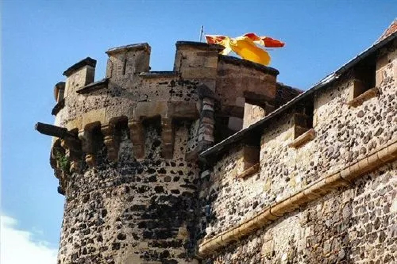 Château Royal de Saint Saturnin