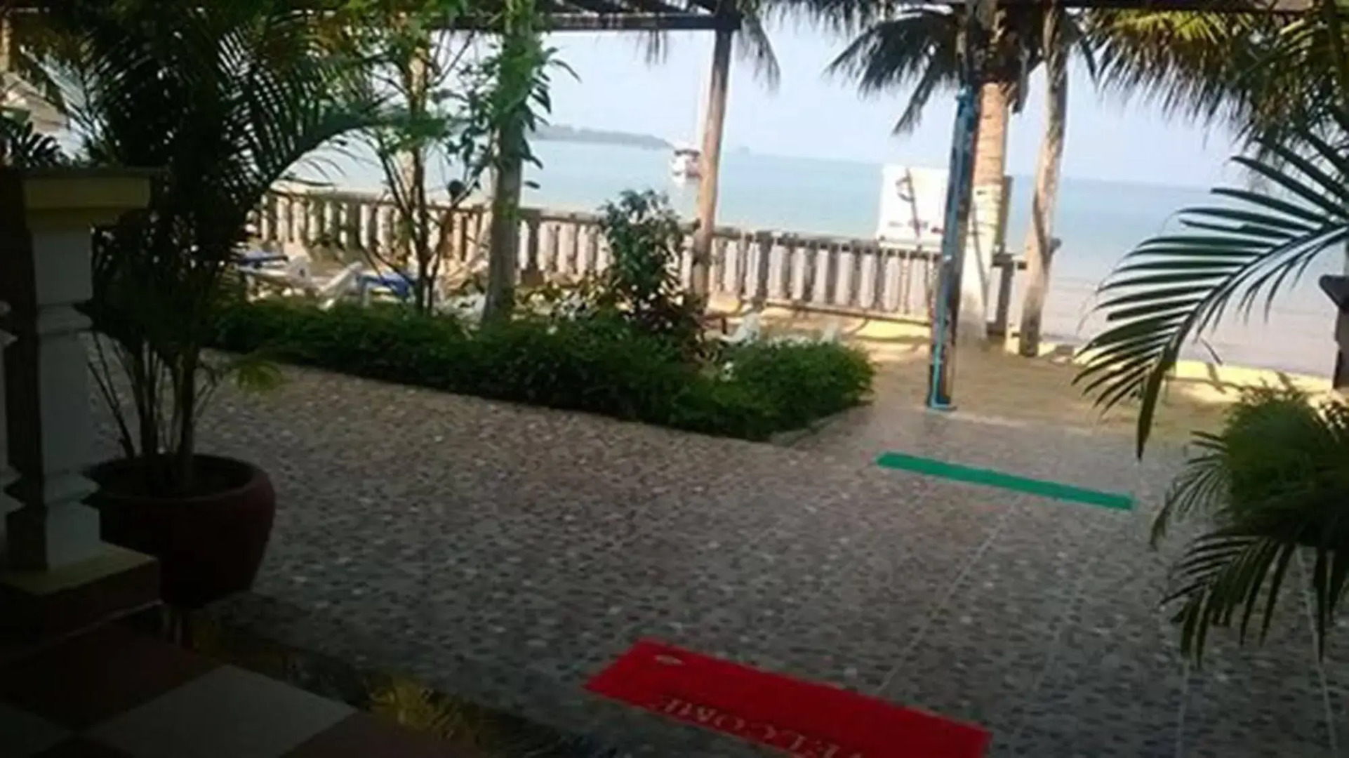 Golden Sea Beach Hotel