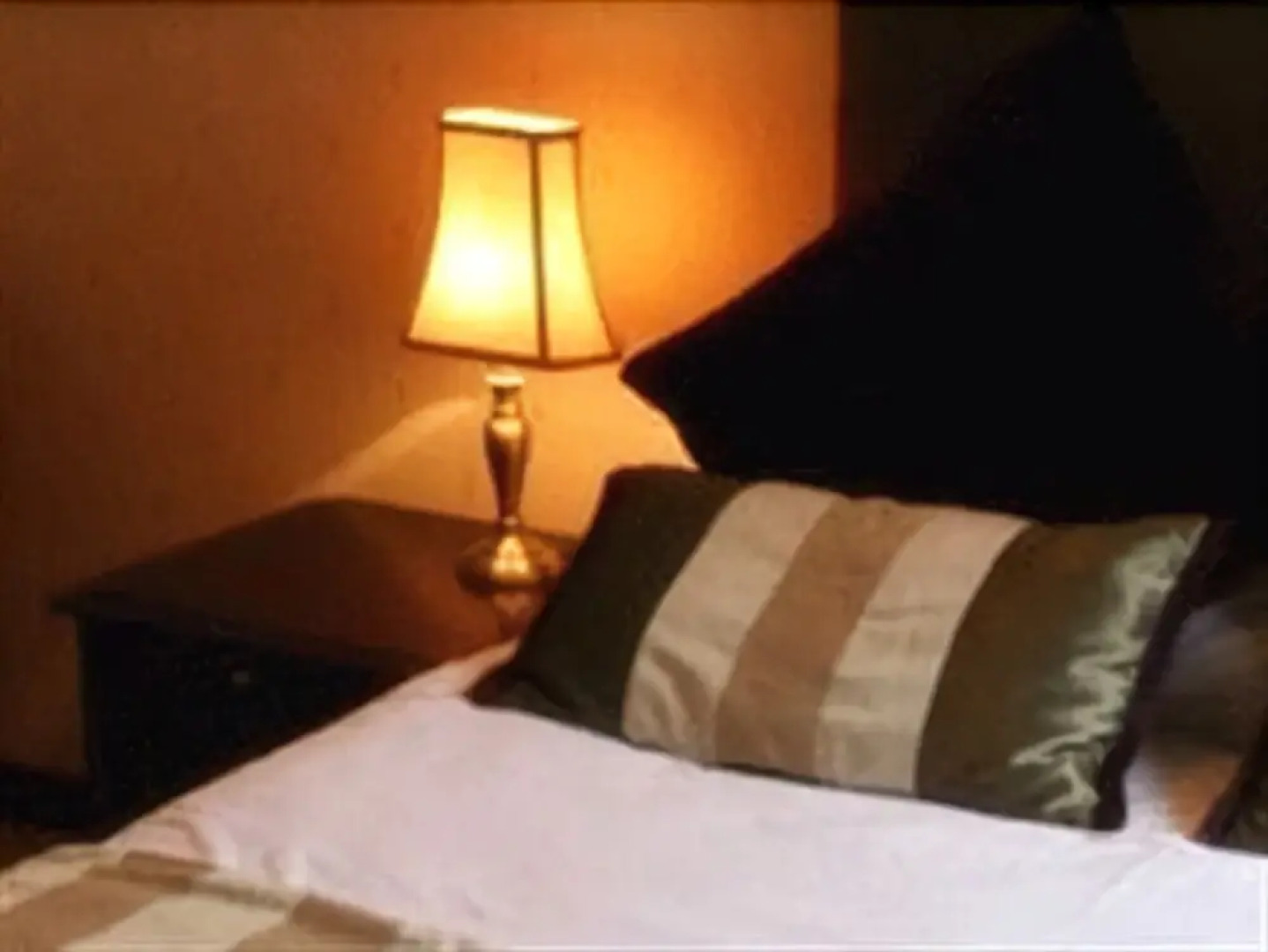 Burnhouse Manor Hotel