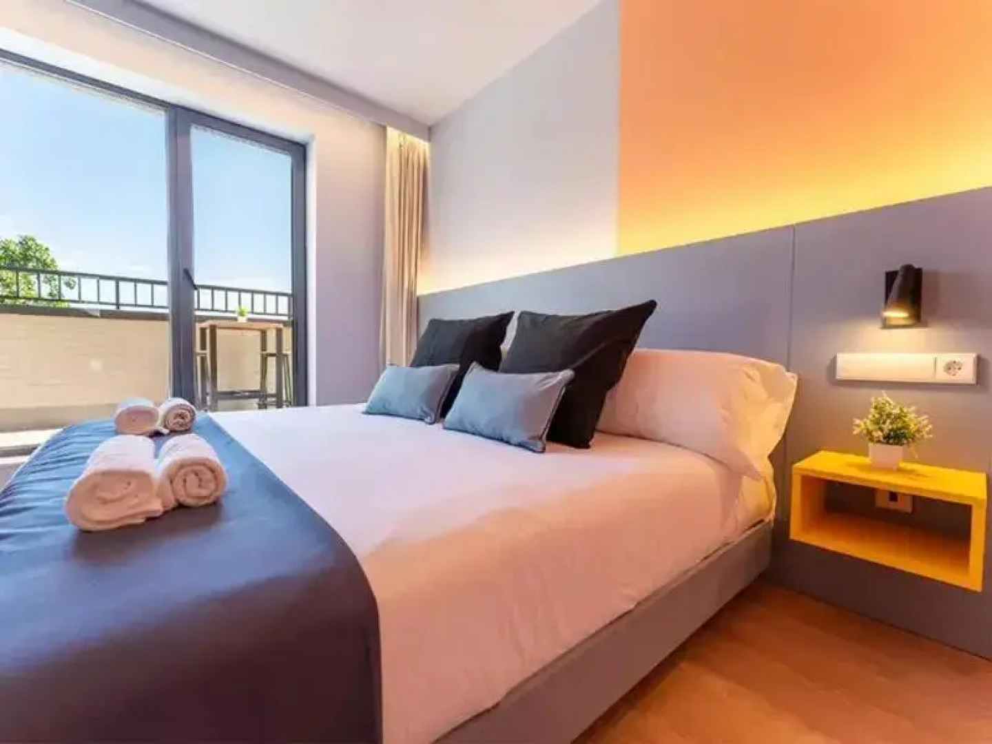 La Marina Sunset 3000