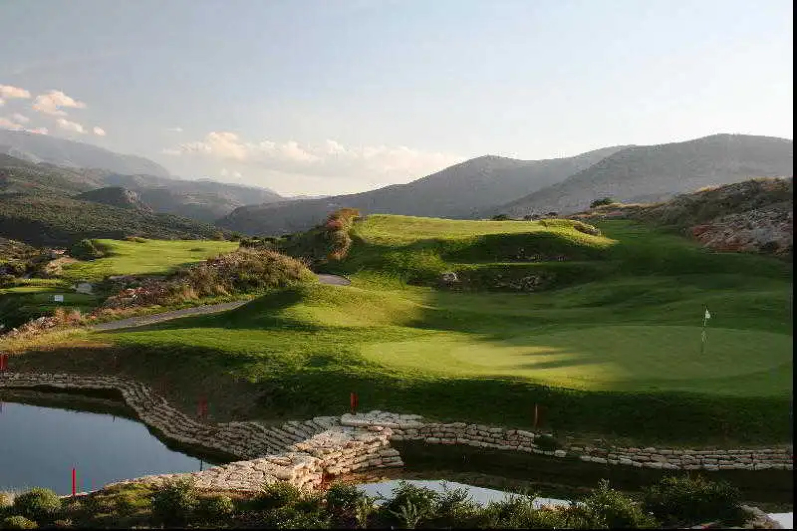 Romantica Hotel Apartments