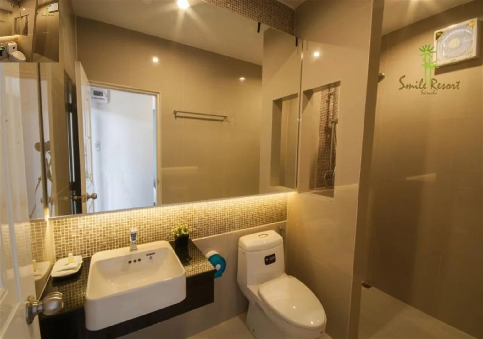 Smile Resort Sriracha