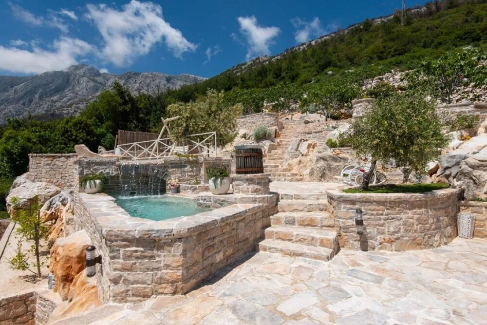 Three Holiday Homes - H1 Azur