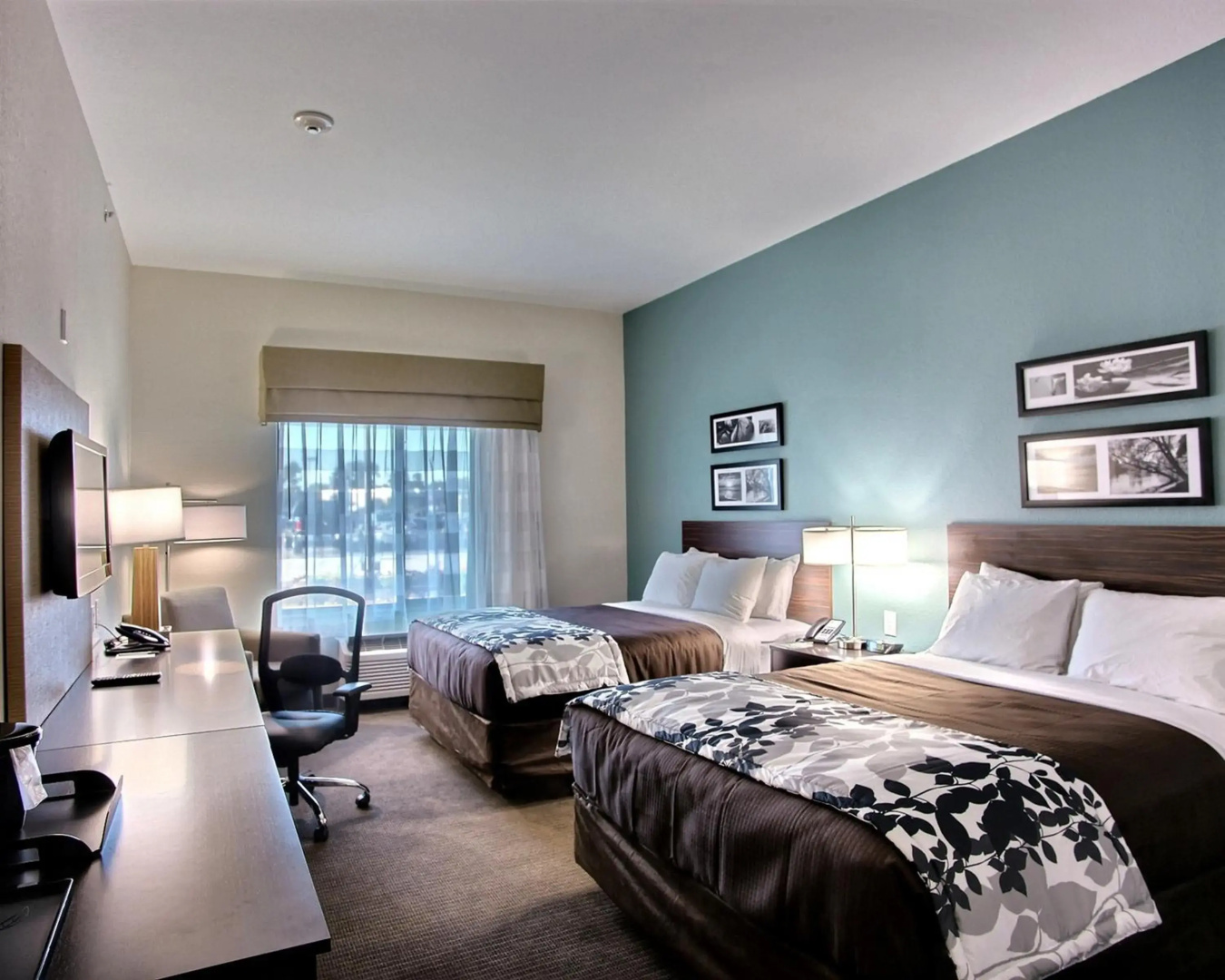 Sleep Inn & Suites Center
