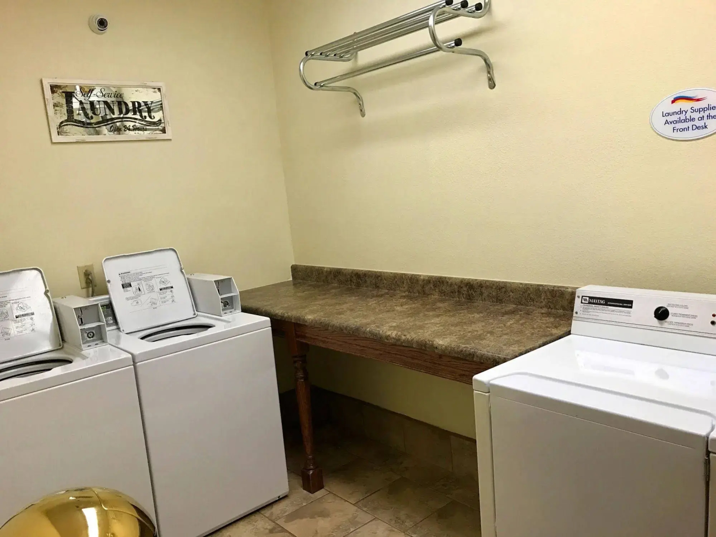 Seasons Inn & Suites Highland