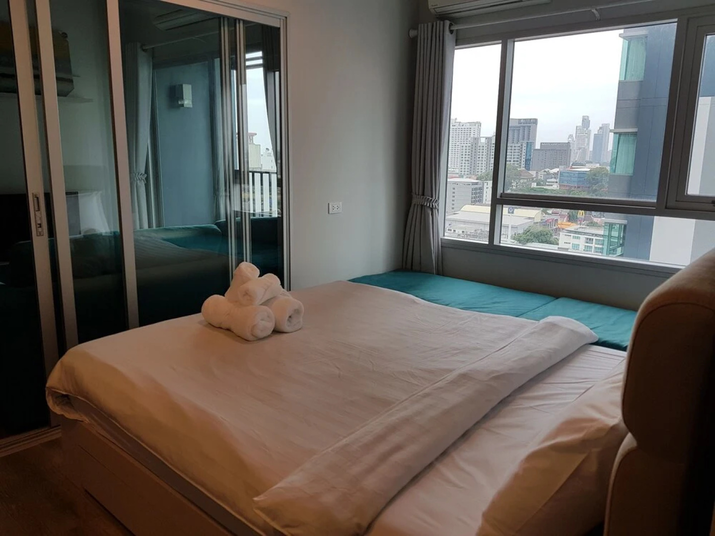 2BR Centric Sea 843 by Pattaya Holiday