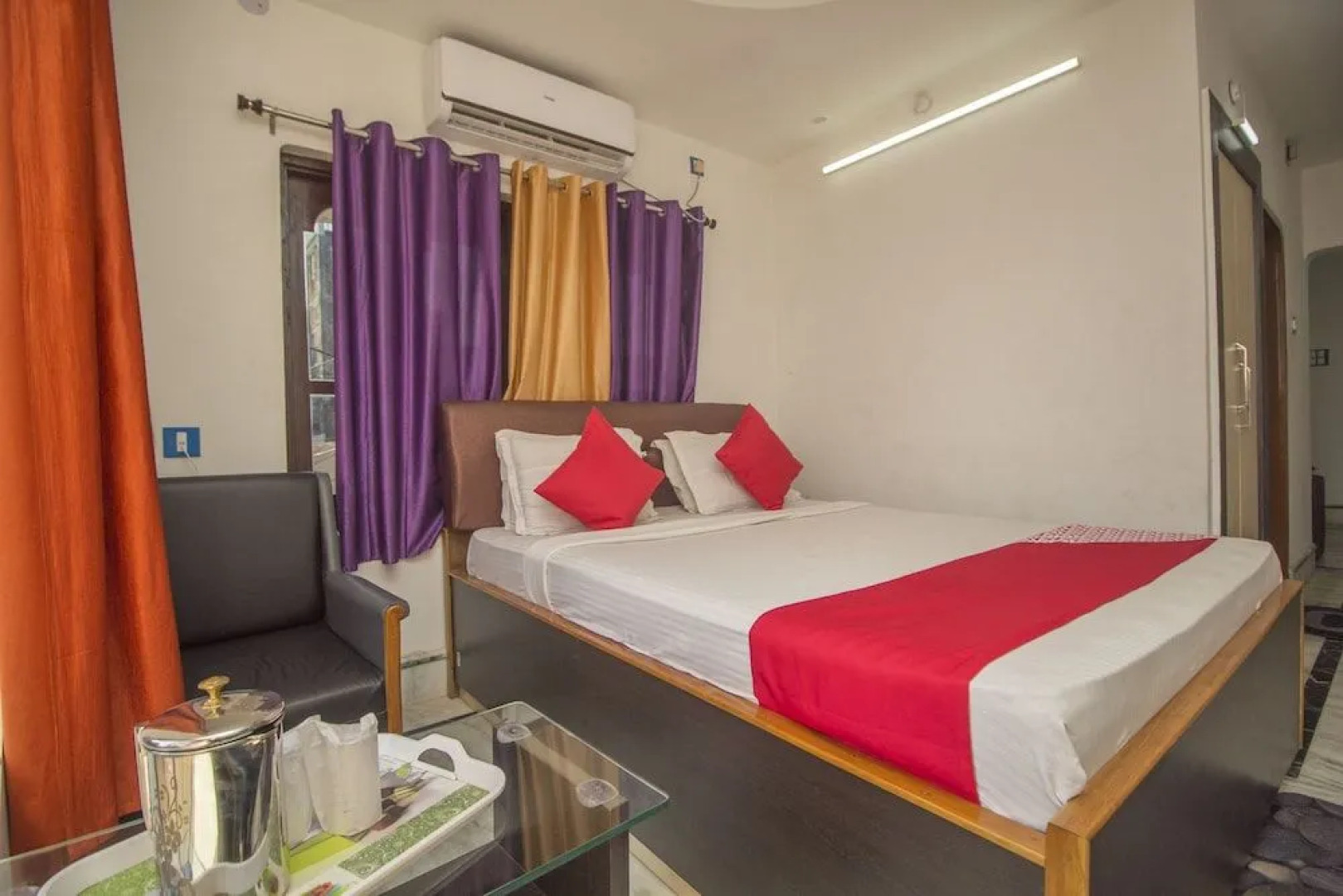 OYO 27984 Hotel Debdutta
