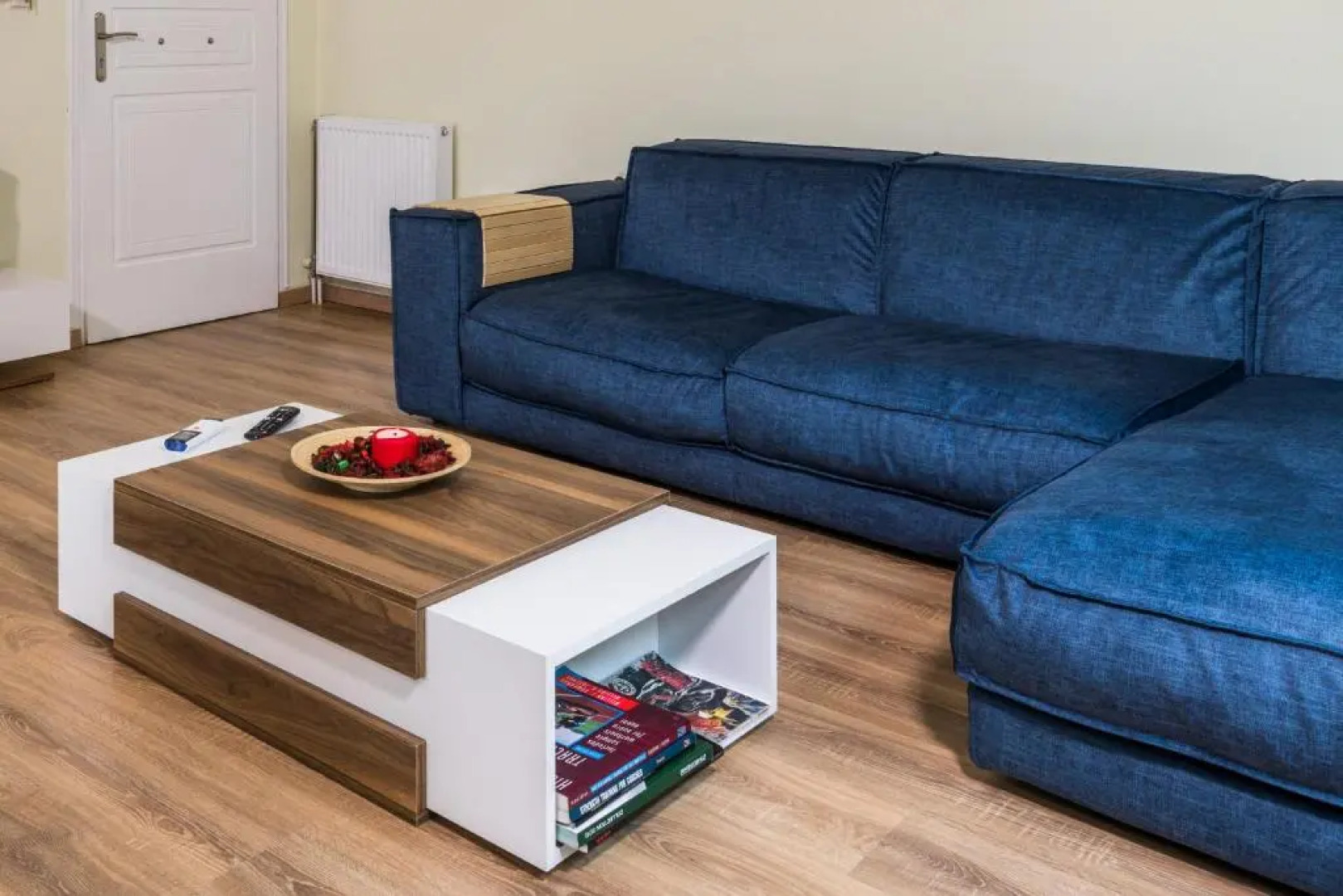 Alexander Apartments Airport