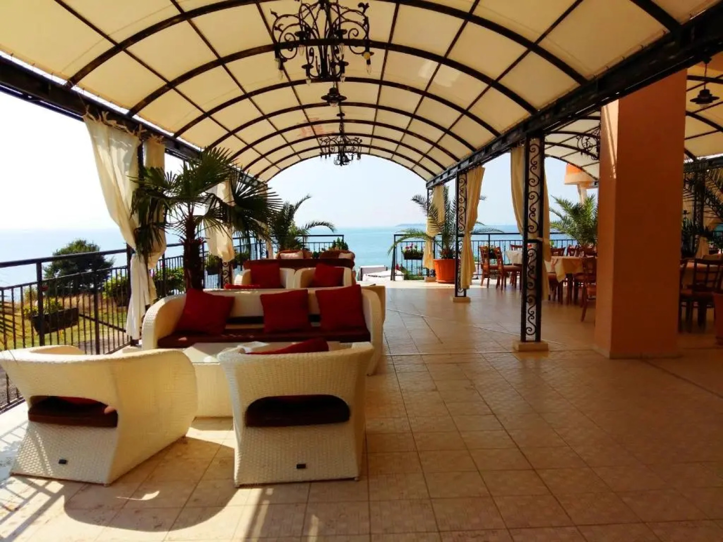 Menada Apartments in Grand Hotel Sveti Vlas