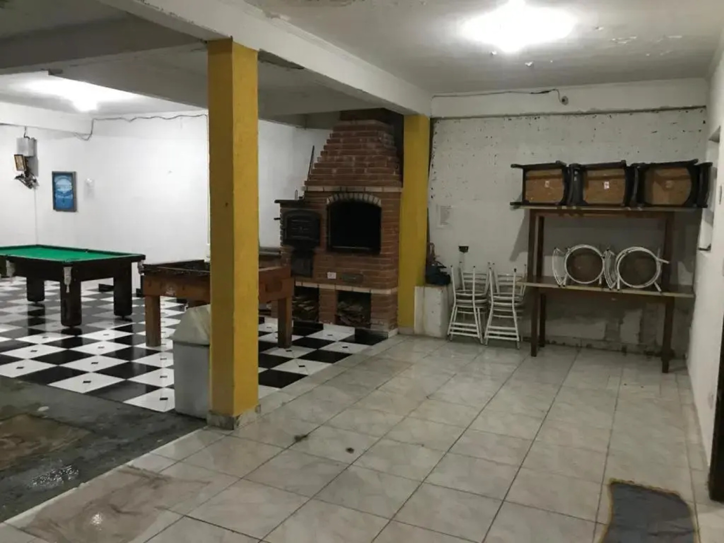 Ótima casa com piscina em Praia Grande