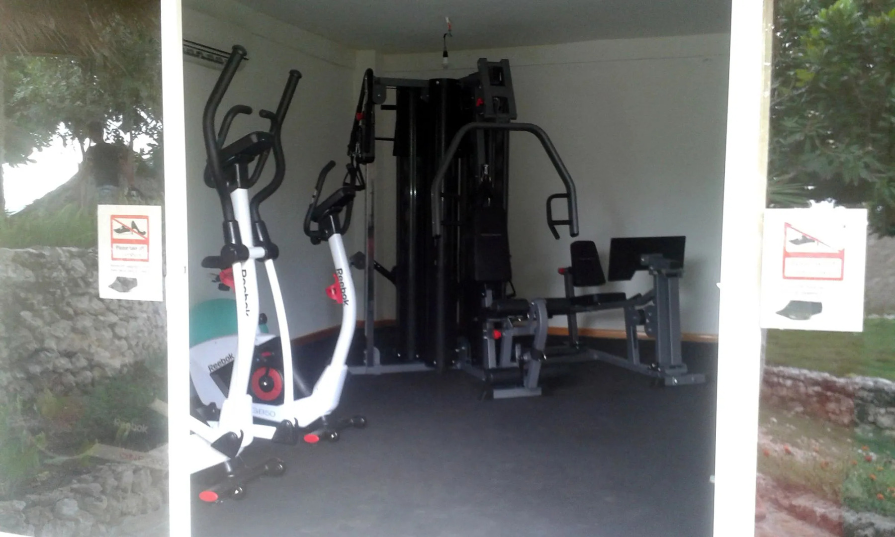 Tepanee Beach Resort