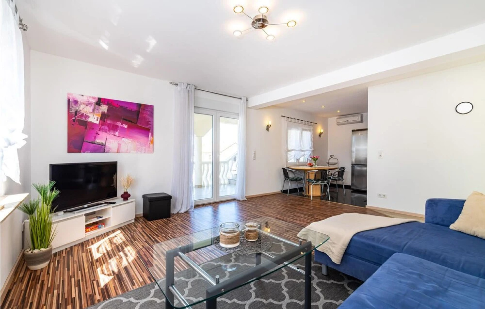 Stunning Apartment in Karin Gornji With Wifi and 2 Bedrooms