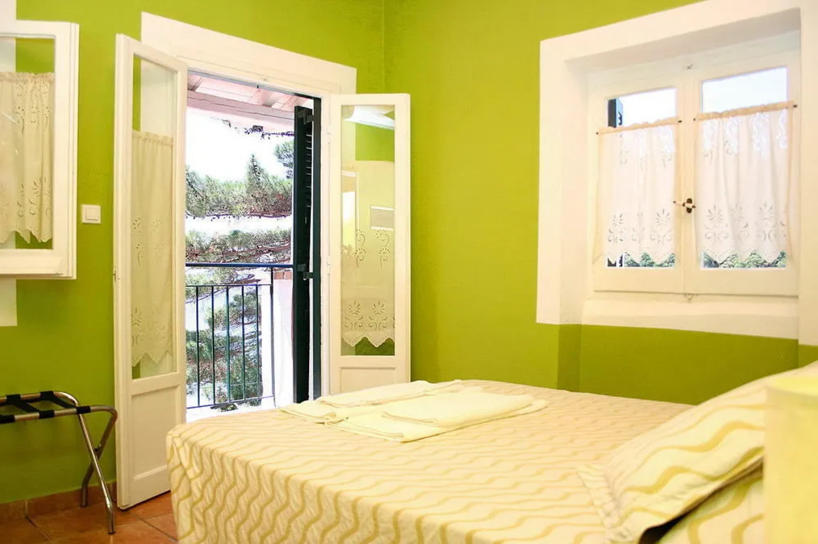 Zefiros Traditional Hotel