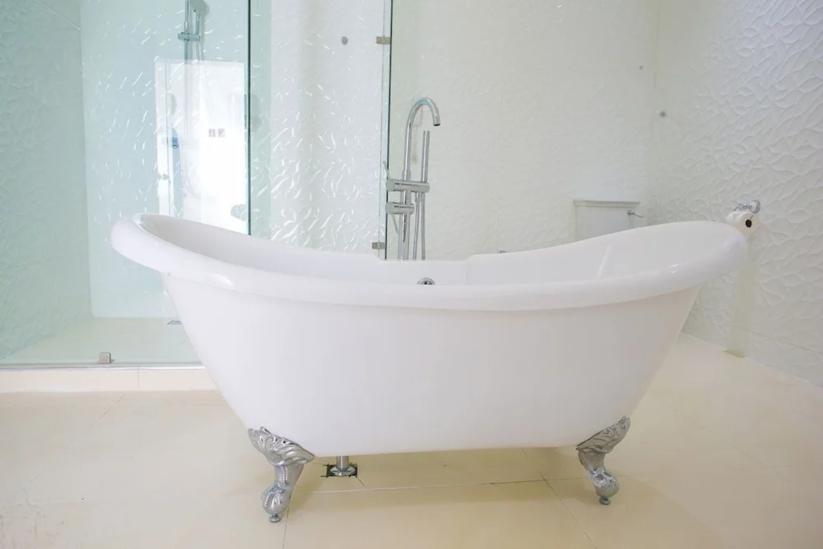 Echelon Heights Hotel