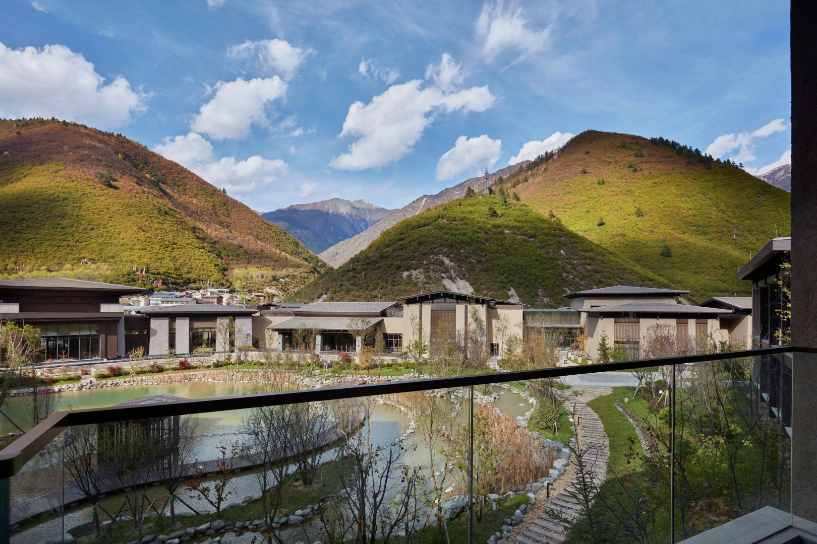 Hilton Jiuzhaigou Resort