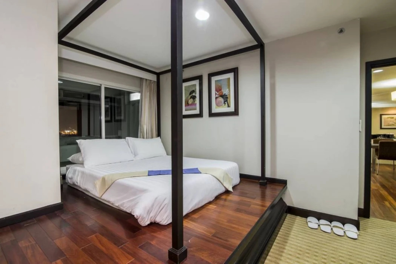 The Narathiwas Hotel & Residence Bangkok