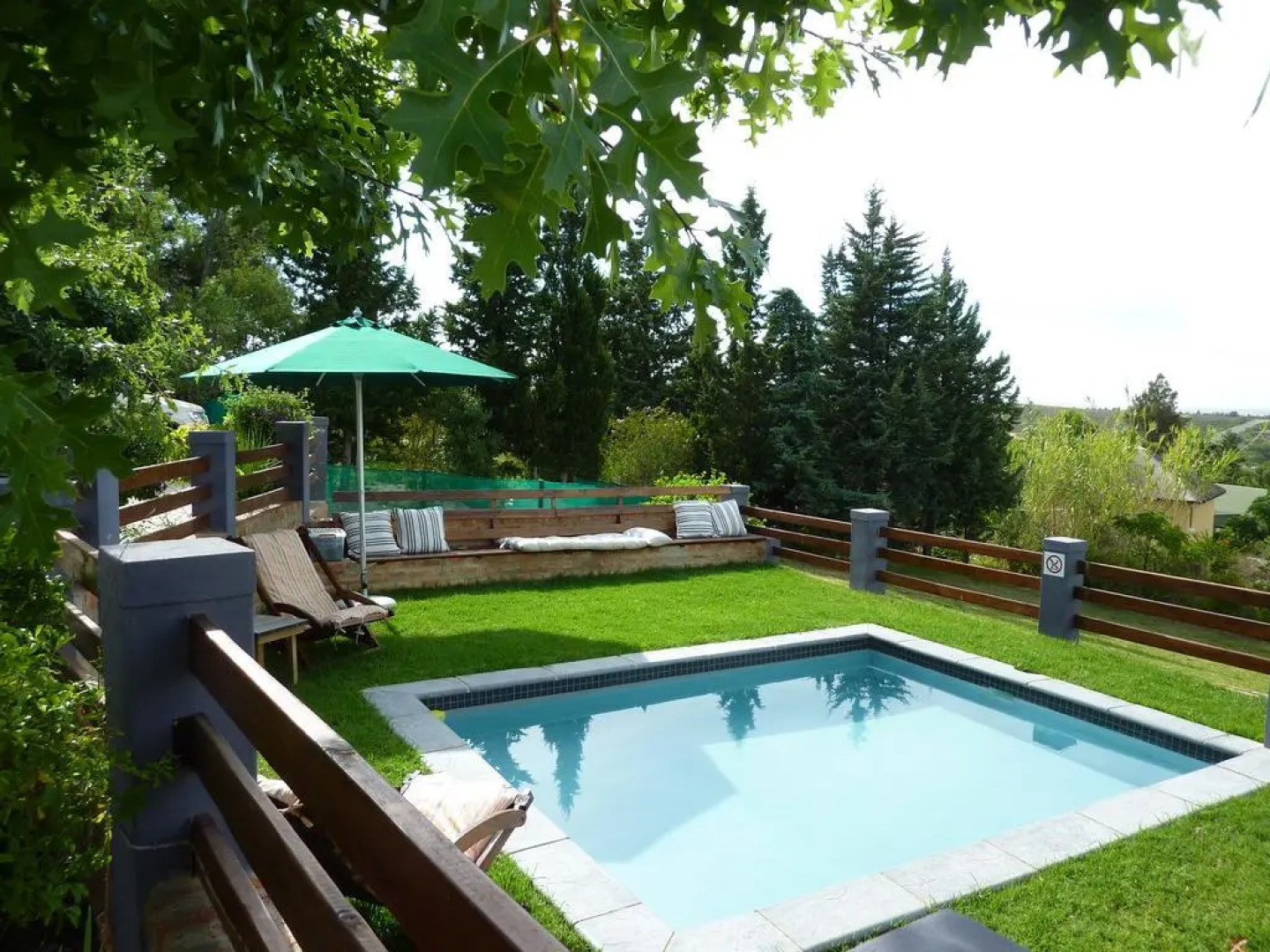 A Hilltop Country Retreat