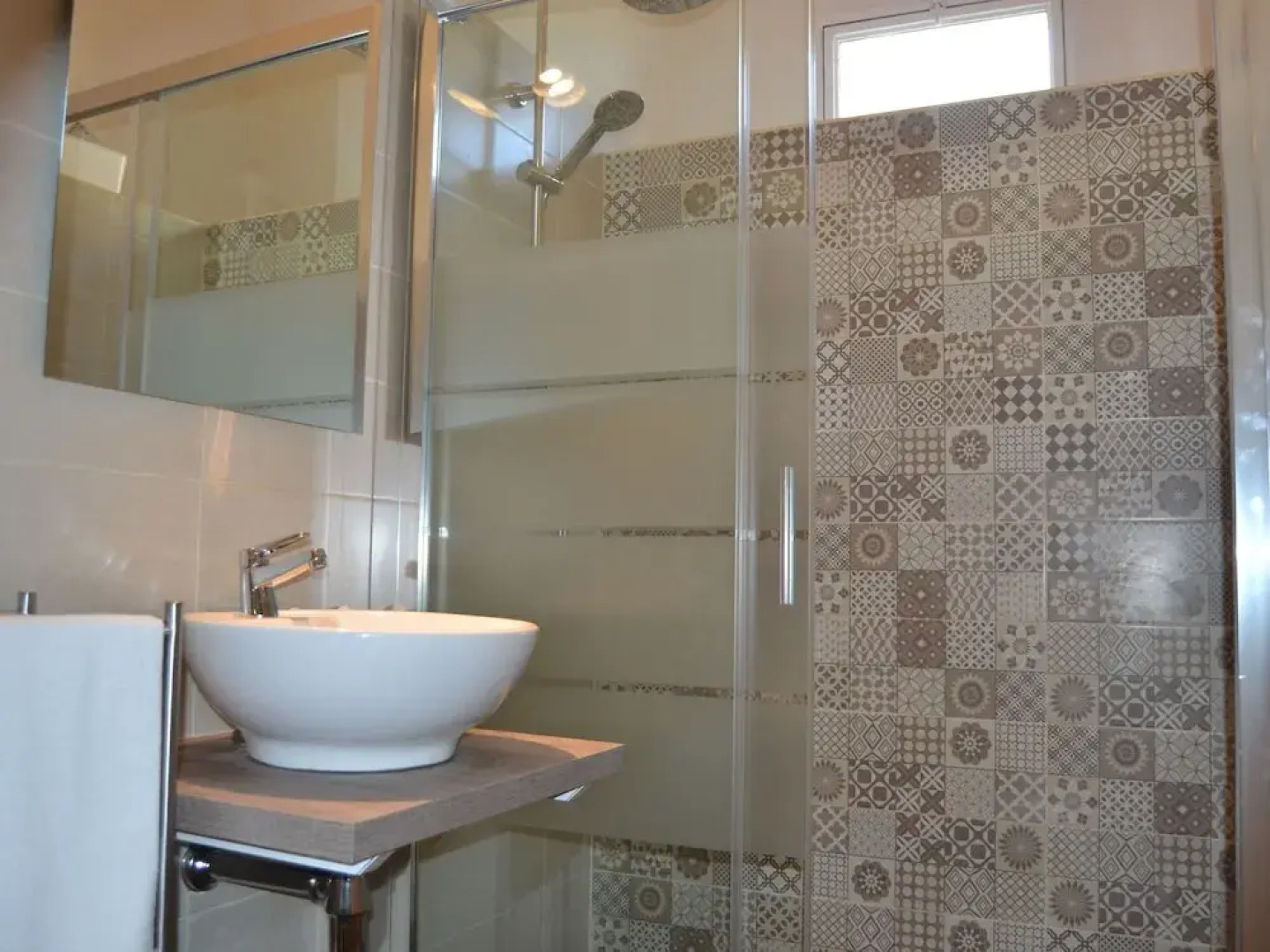 Charming Cottage With Private Terrace Surrounded by Nature With Shared Pool