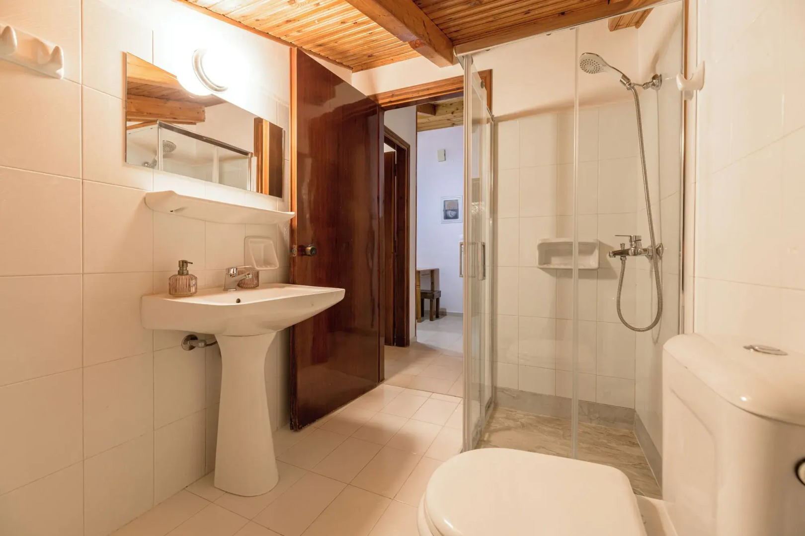 Denise Studios & Apartments