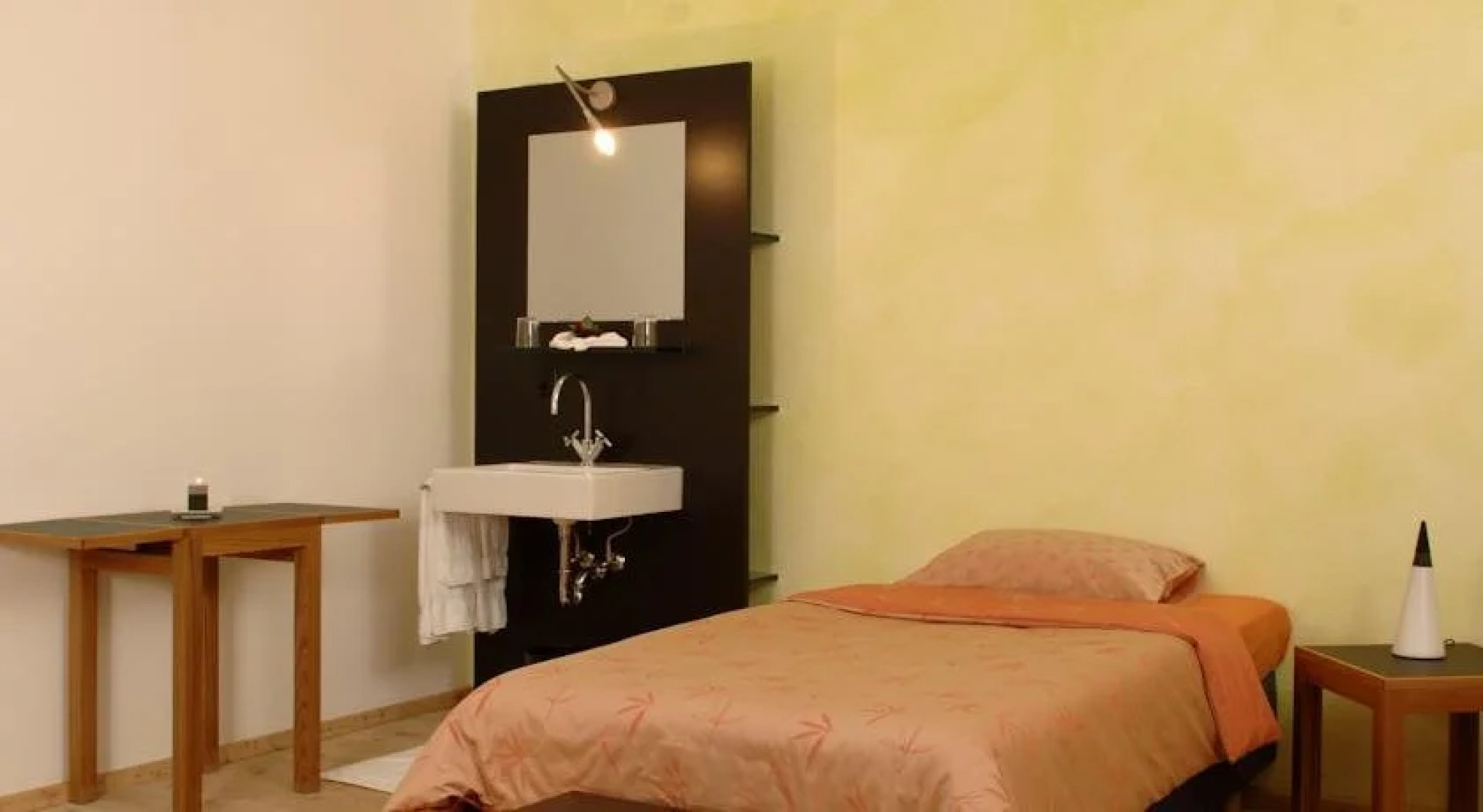 Felsenhotel La Claustra