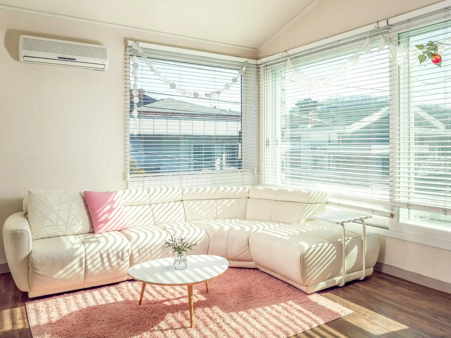 Yuni Haus Guesthouse