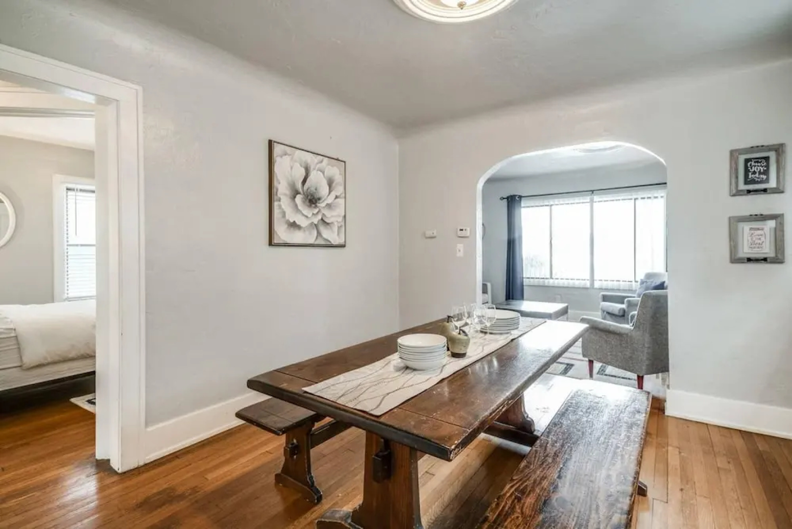 Shiny and Comfortable Oakland House