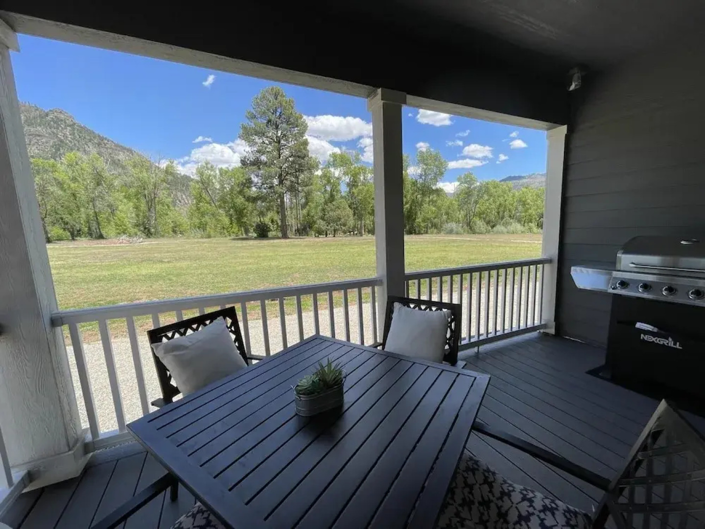 NEW 2bed 2bath With Creek and Open Spaces