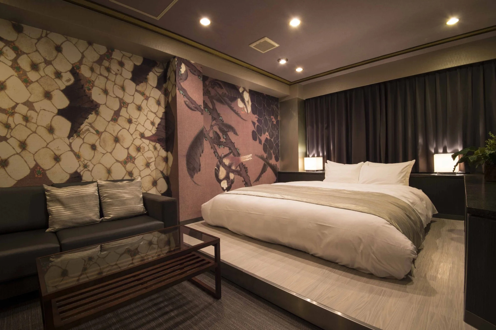 Reftel Osaka Itami Airport Hotel