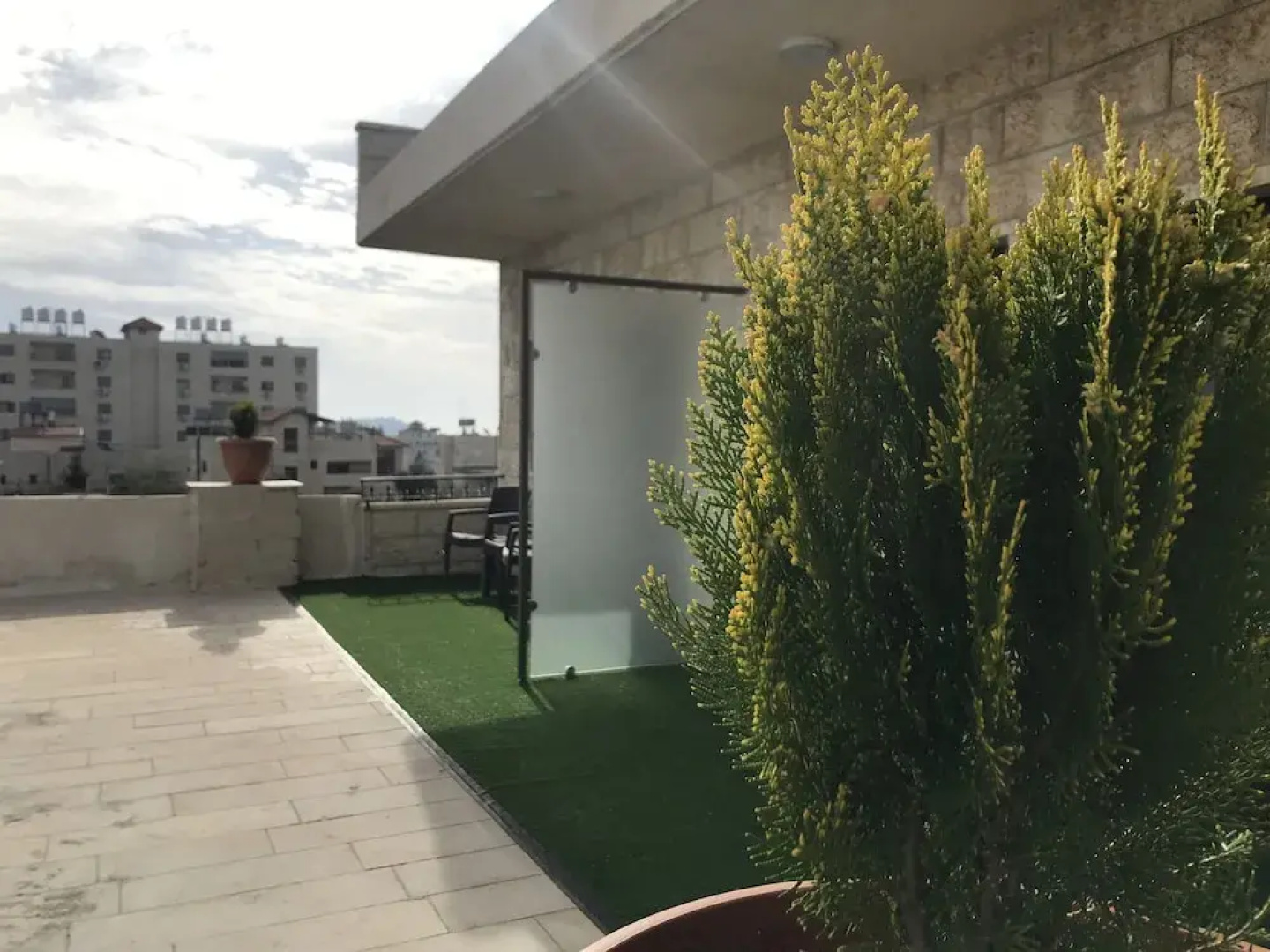 Eli Guest House