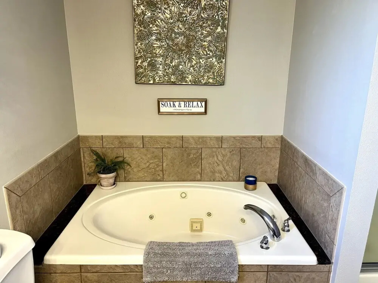 Upper Level Condo A-9 on Table Rock Lake by RedAwning