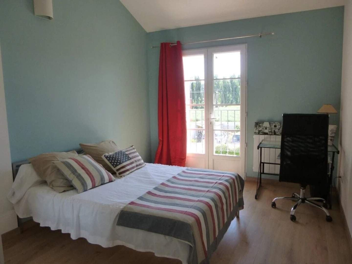House With 3 Bedrooms in Jonquerettes, With Enclosed Garden and Wifi