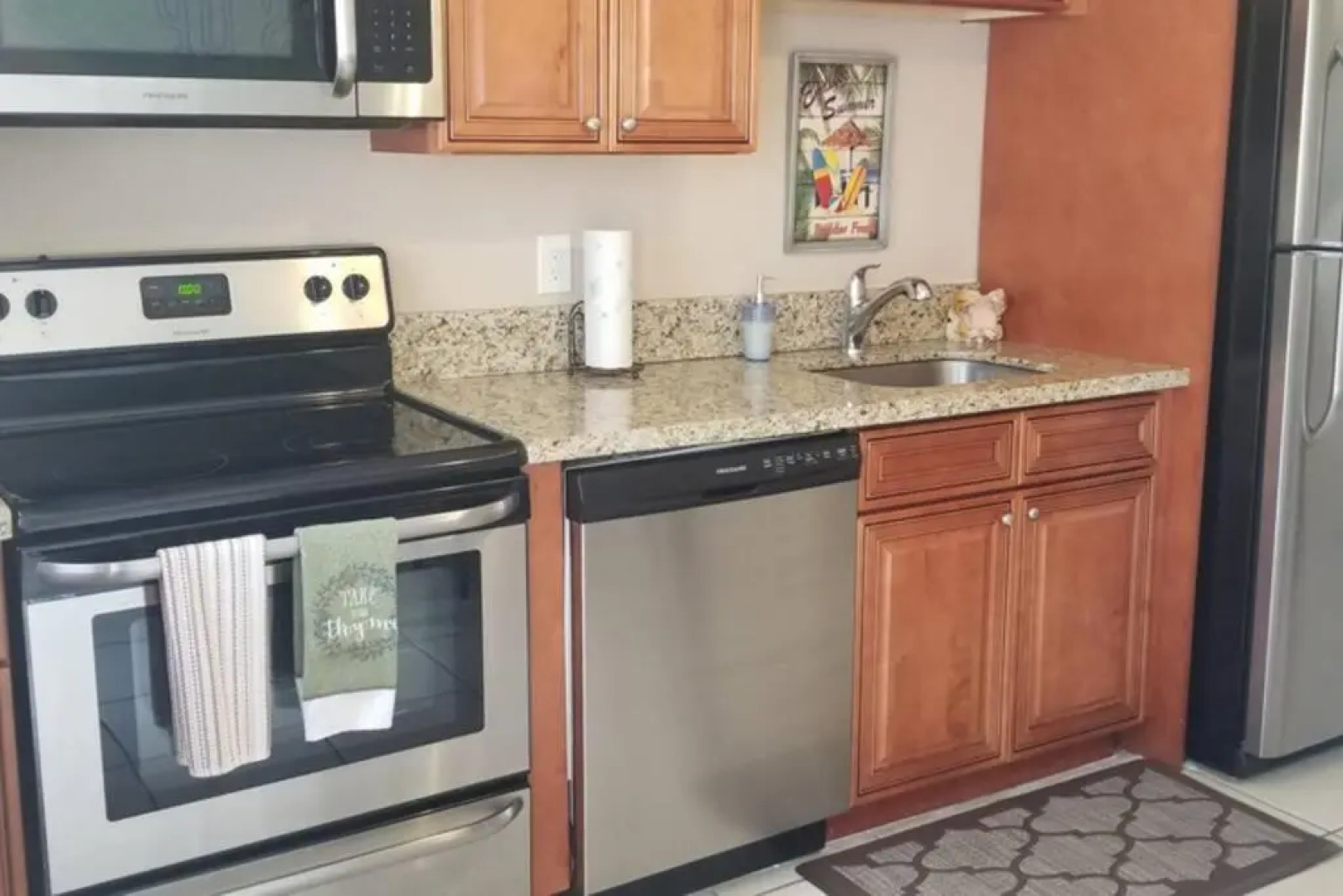 3220 NE 15th st. Unit 2