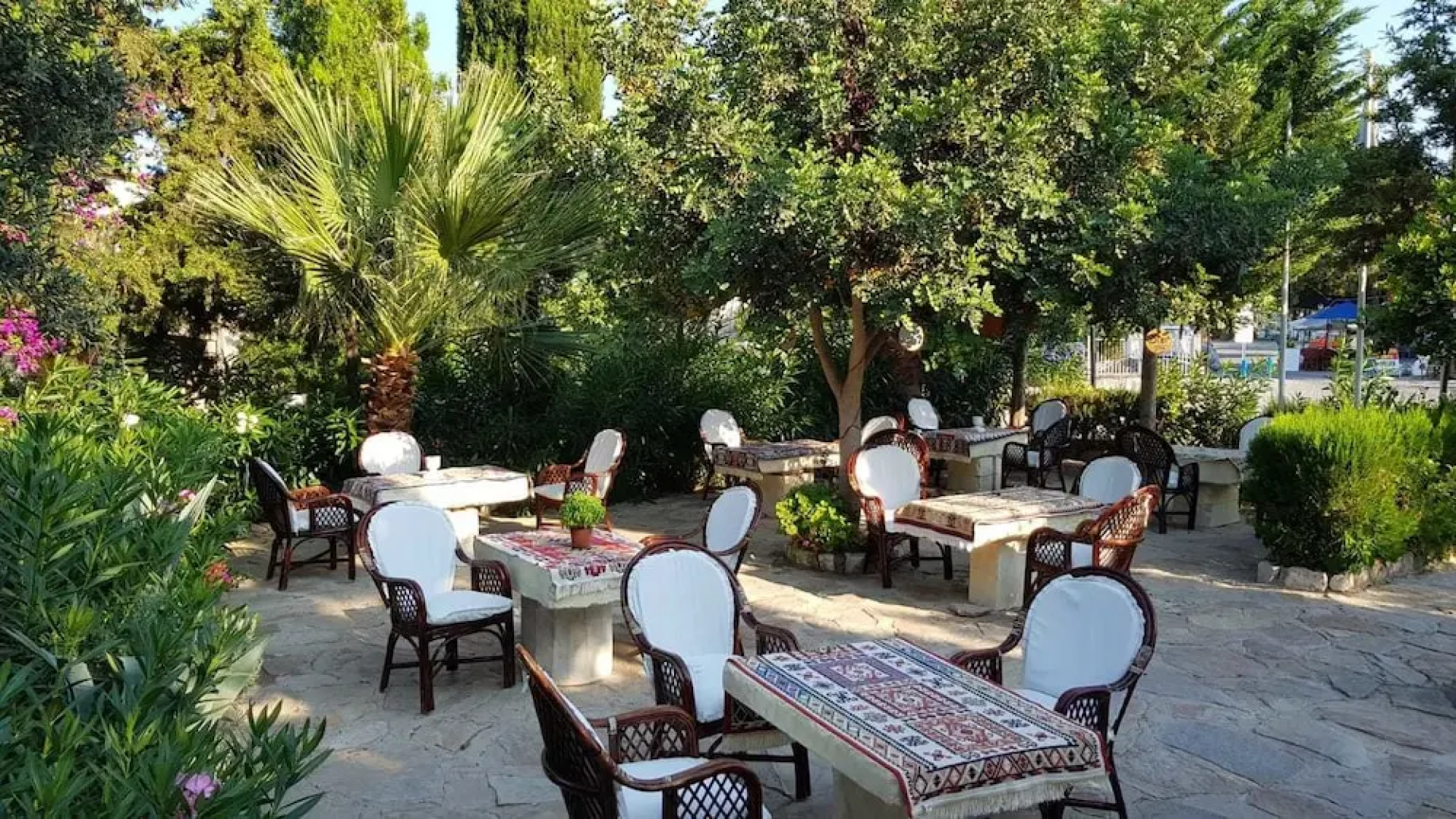 Medusa House Boutique Hotel