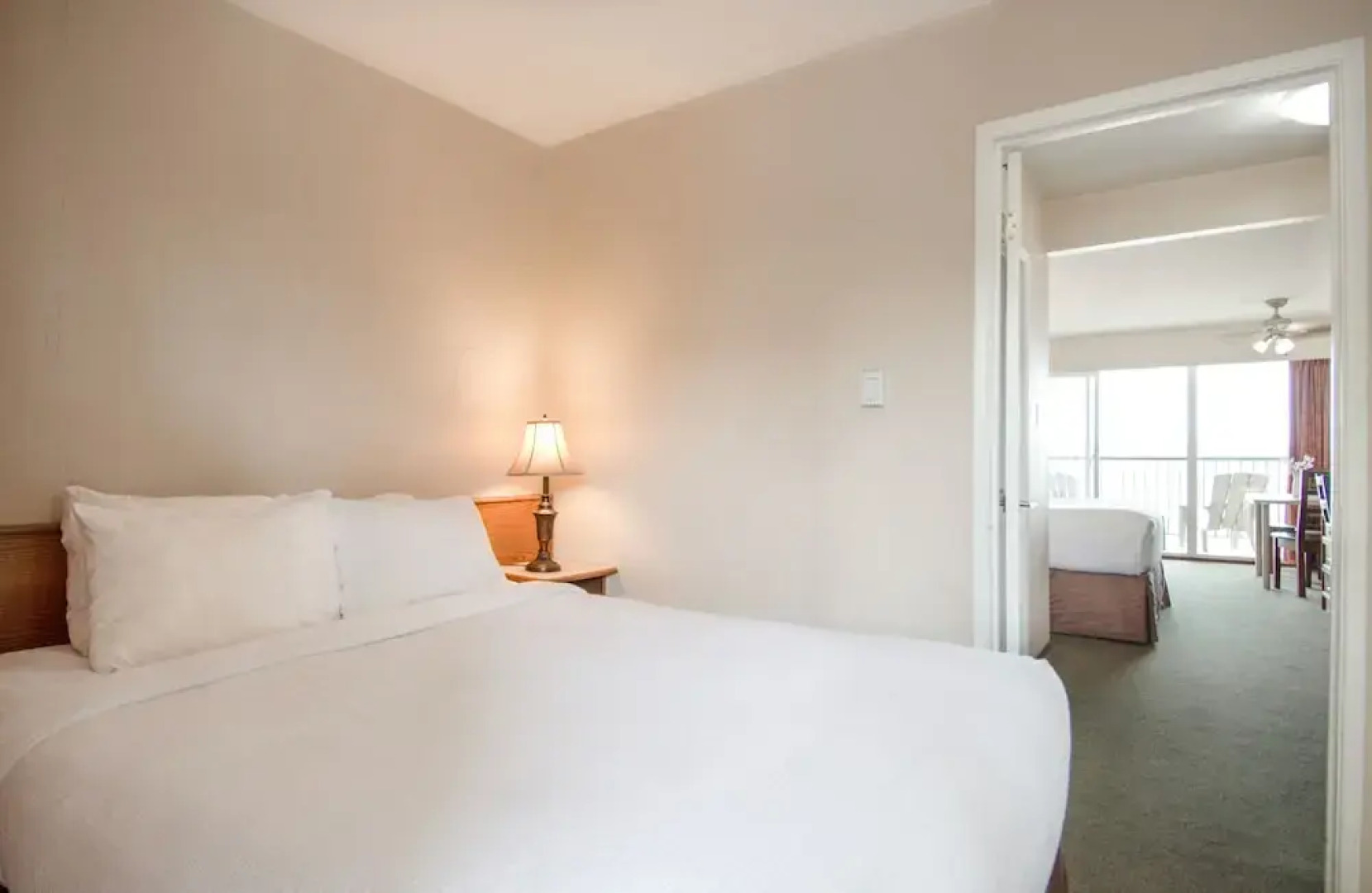 Sea Edge Beachside Hotel