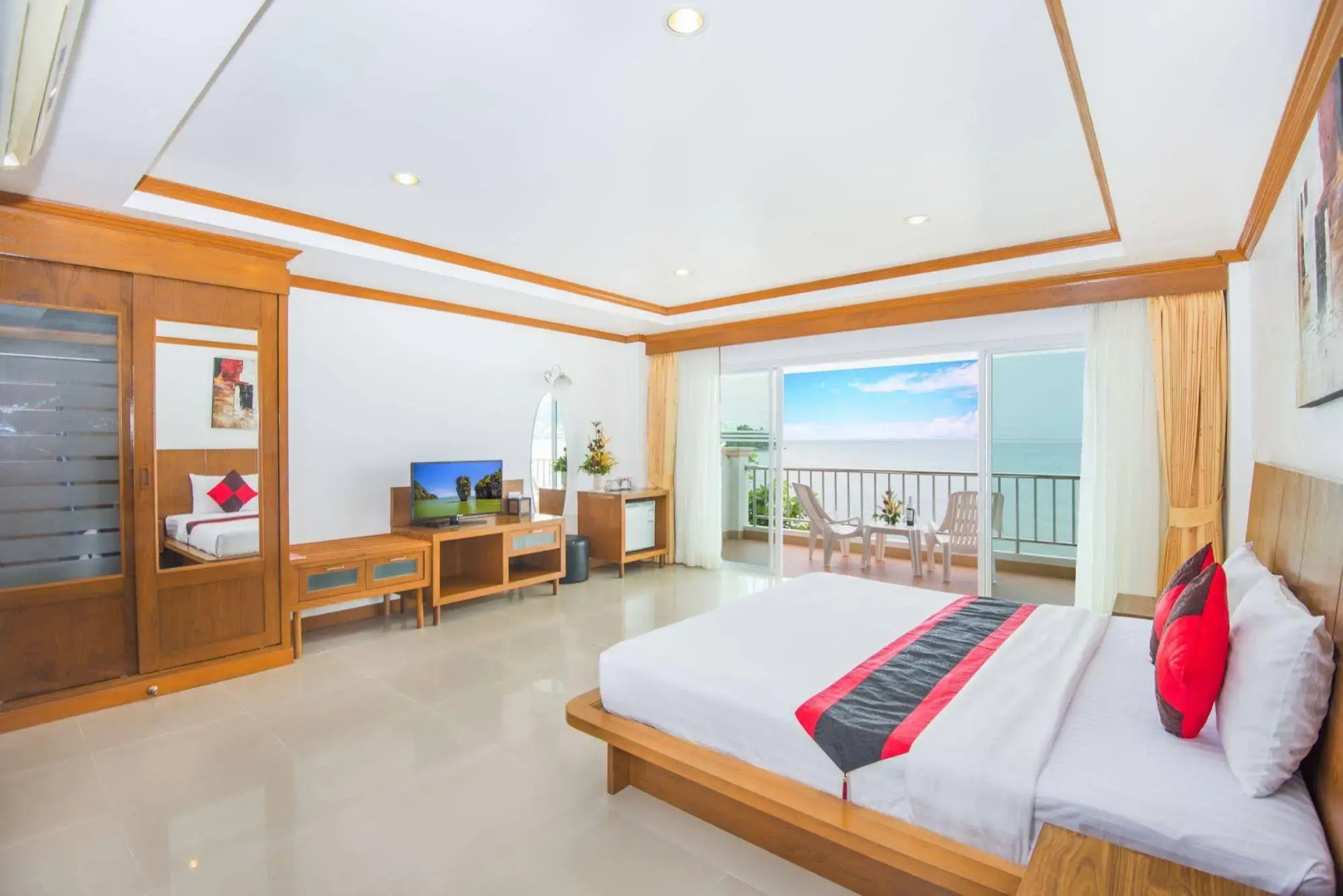 Tri Trang Beach Resort