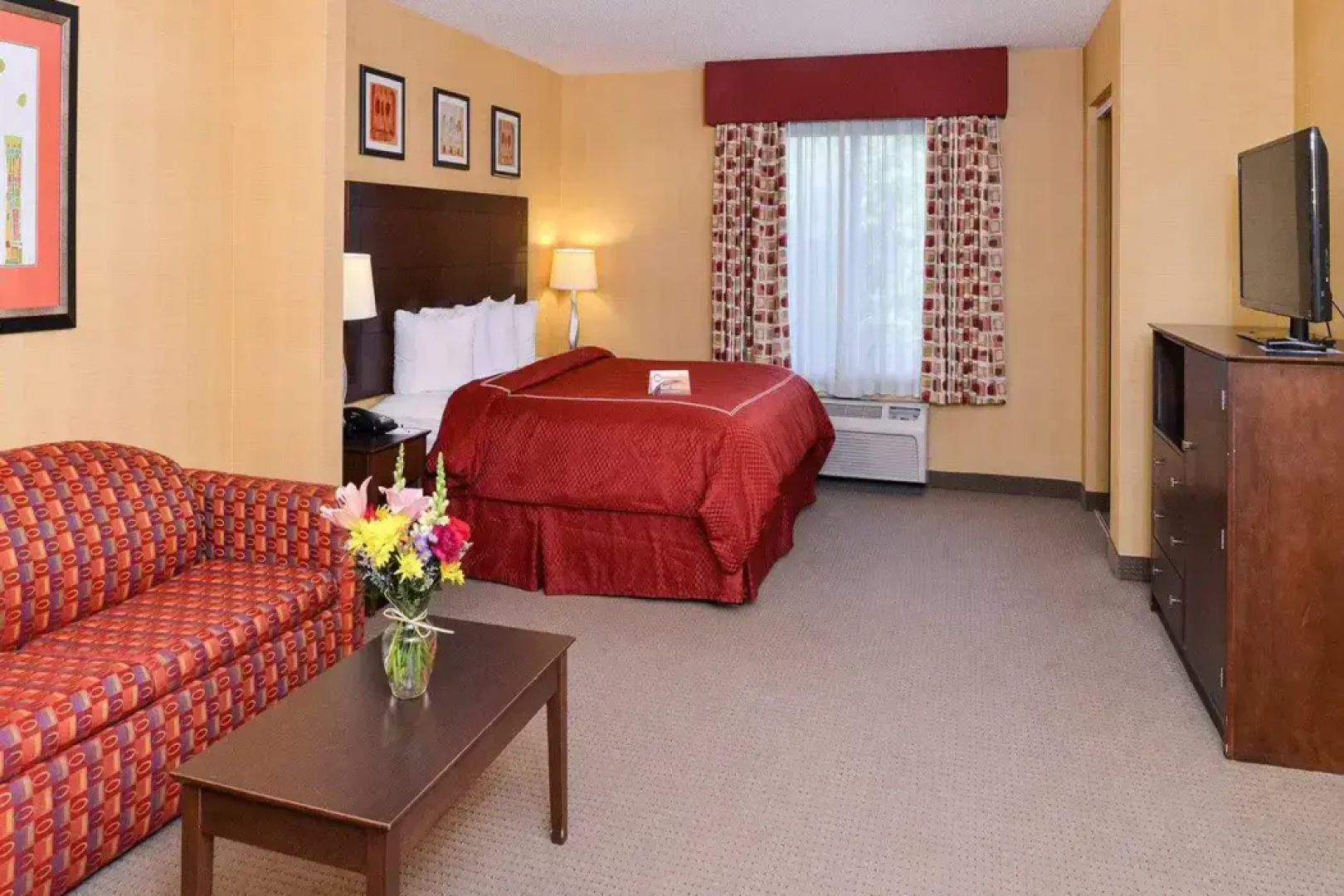 Quality Suites Stratford