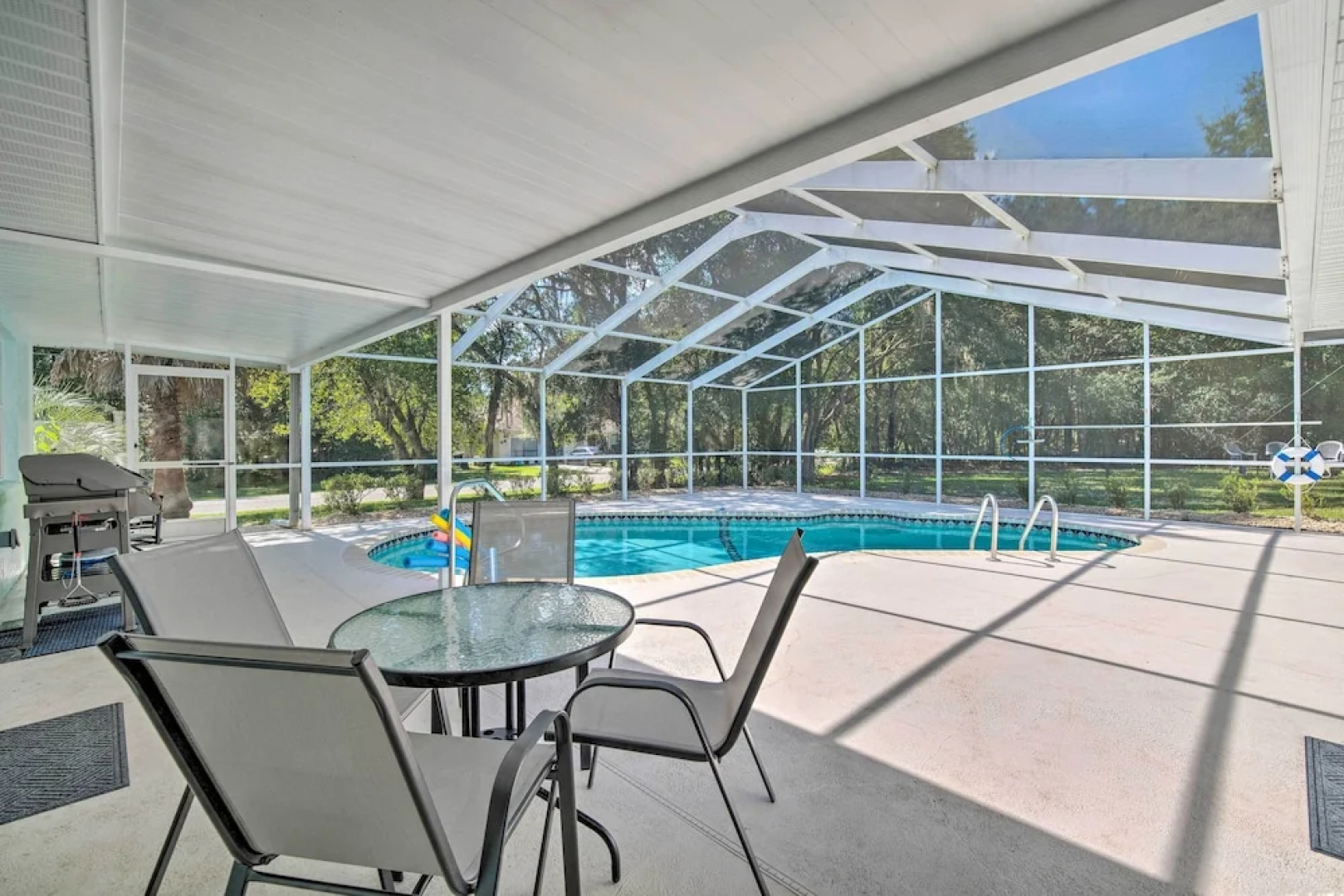 Welcoming Citrus Springs Home w/ Heated Pool